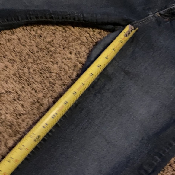 Super cute jeans very stylish! Love the bling💕 - Picture 7 of 11